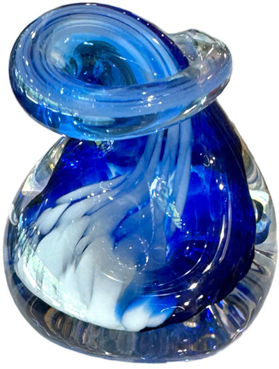 "Kiss" Pen Holder - This colorful handblown glass piece will do more than help you keep up with your pen!