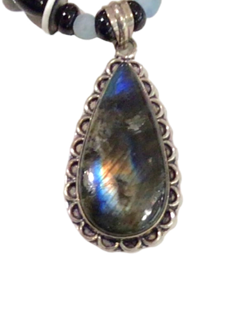 Labradorite pendant necklace with 18" beaded chain